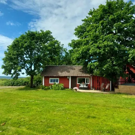Little Red Sauna By The Sea Leesi