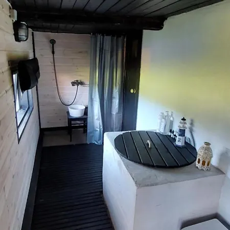 Vakantiehuis Little Red Sauna By The Sea
